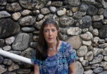 CARMEN HERNÁNDEZ, ACADÉMICA Y CRÍTICA DE ARTE VISUAL, CURADORA DE LA TRIENAL DE TIJUANA I: INTERNACIONAL PICTÓRICA