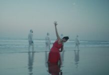 REFLEJA PÉNDULO CERO CADENCIA DISTÓPICA A TRAVÉS DE LA LENTE