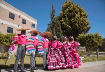 INTERESANTE MUESTRA DE DANZA FOLCLÓRICA SUCEDE EN COBACH