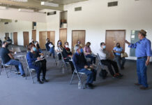 COMUNIDAD ESCÉNICA, CUENTACUENTOS Y BIBLIOTECARIOS PARTICIPAN DEL TALLER SOBRE ESCRITURA