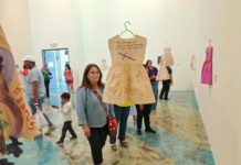 42 ARTISTAS PLÁSTICAS DEL NOROESTE DE MÉXICO PARTICIPAN EN EXPOSICIÓN COLECTIVA «VESTIDO NARANJA»